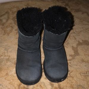 Toddler girl ugg boots 10